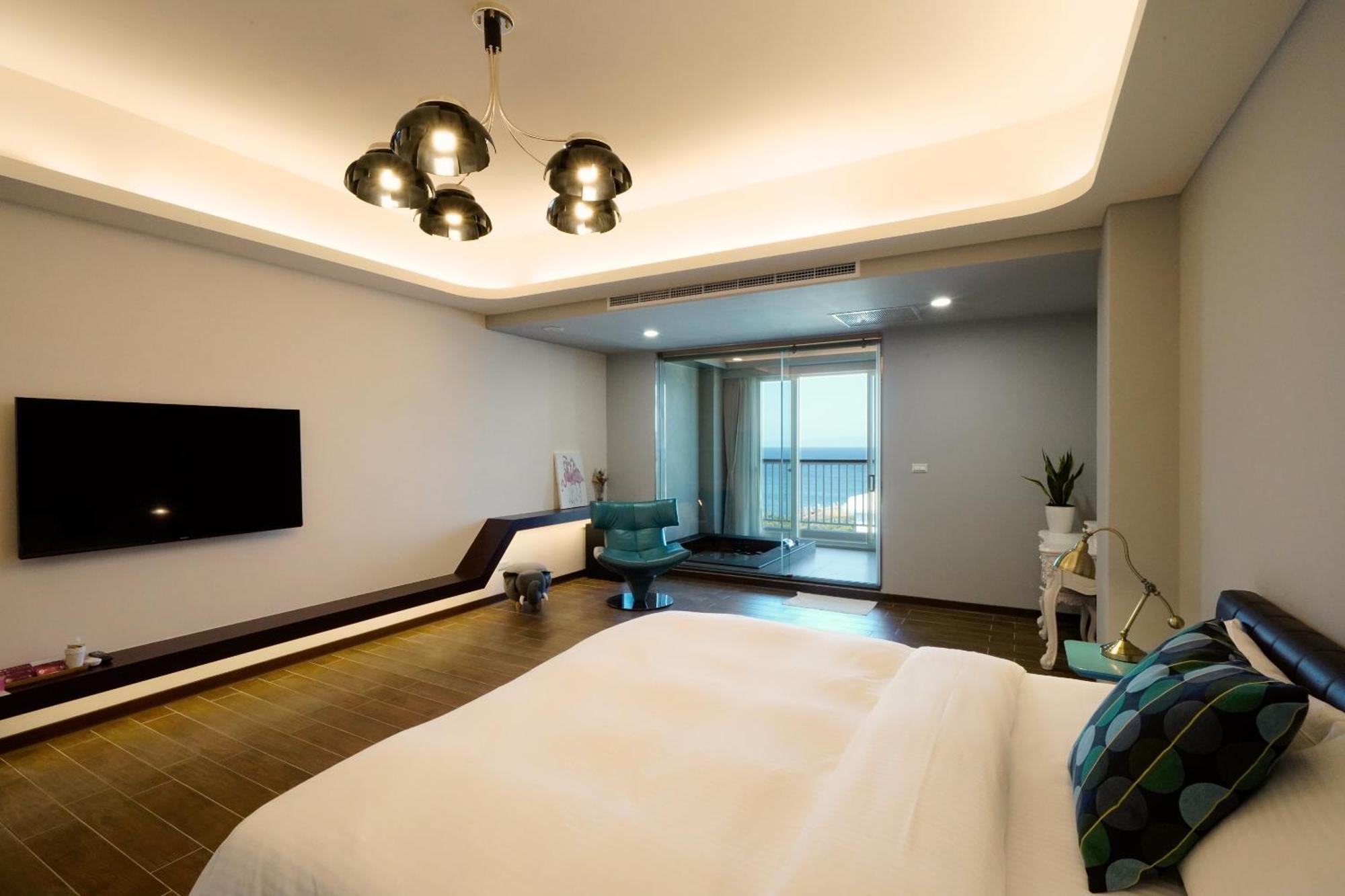 Little Piggy B&B Manzhou Экстерьер фото